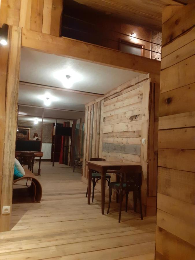 Le Repos Du Nomade B&B 7 Personnes Manhay Екстер'єр фото